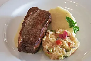 Jantar no El Jardin Restaurante